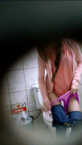 [Image: 45864687568943_3.jpg]