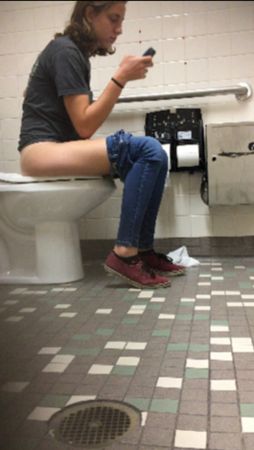 [Image: 56745784785689434_4.jpg]