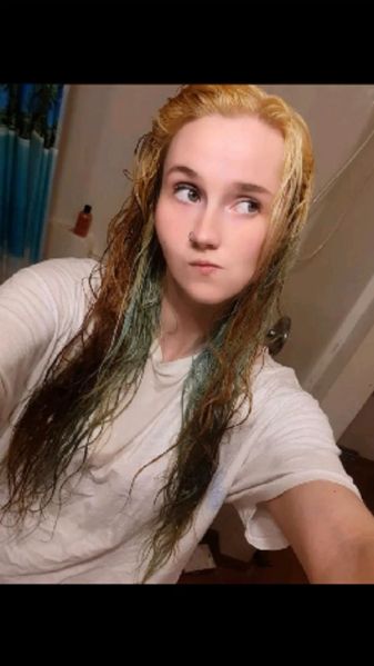 [Image: 546367658679780_4.jpg]