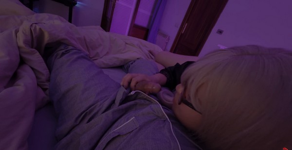 Mom_Starts_Sucking_Sons_Cock_and_wants_to_Fuck_HD_1080p.mp4_snapshot_04.40.226_cr.jpg