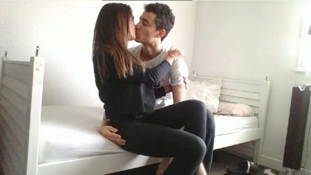 [Image: w6ro4edfg2cq.jpg]