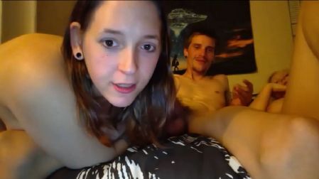 [Image: pahkm5zu9yrg.jpg]