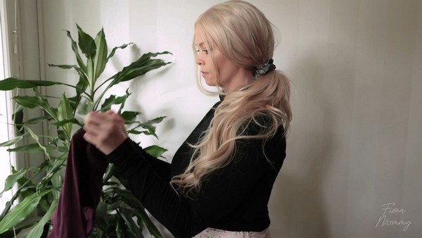 Mommy’s Risky Sleepover Game – FionaMommy 4k