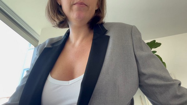 Nicolette Bloom – Dr Mom Relieves You HD 1080p